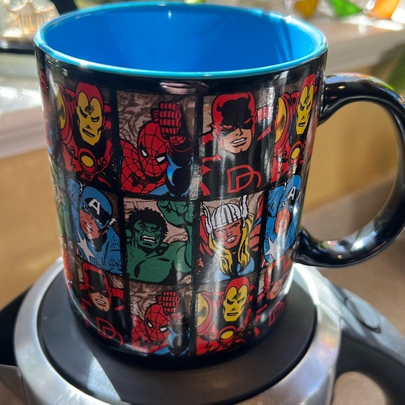 MARVEL HEROES MUG (NEW with TAG)
20 oz - Picture 3 of 16